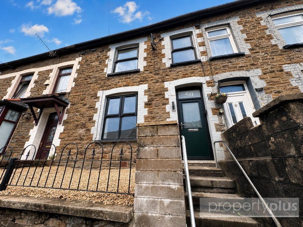 Property photo 1 of 18 Picture No. 02