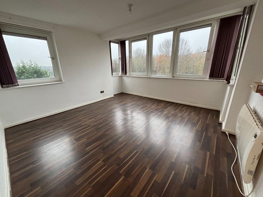 Property photo 3 of 8 Image00004.Jpeg