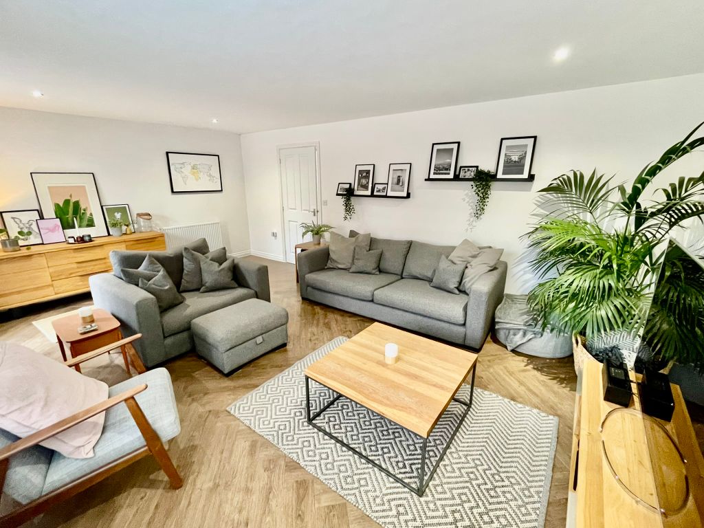 Property photo 3 of 25 Fullsizerender-17