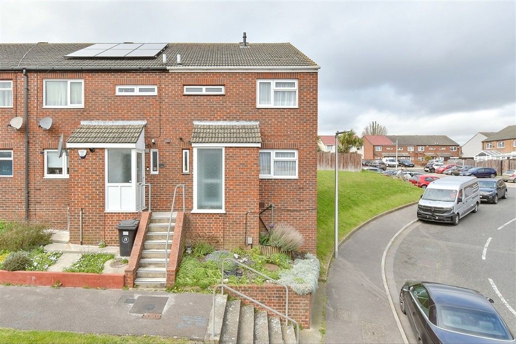 Property photo 1 of 9 External (Brochure)