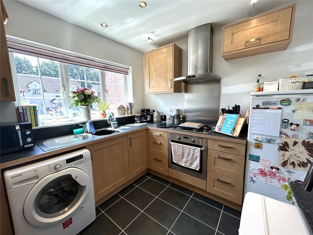 Property photo 3 of 14 Picture No. 04