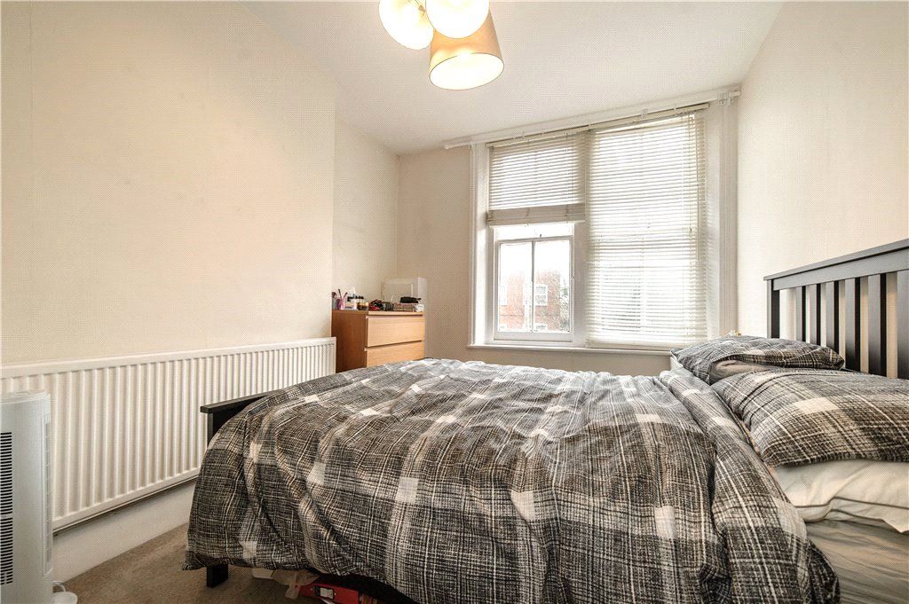 Property photo 3 of 8 Bedroom