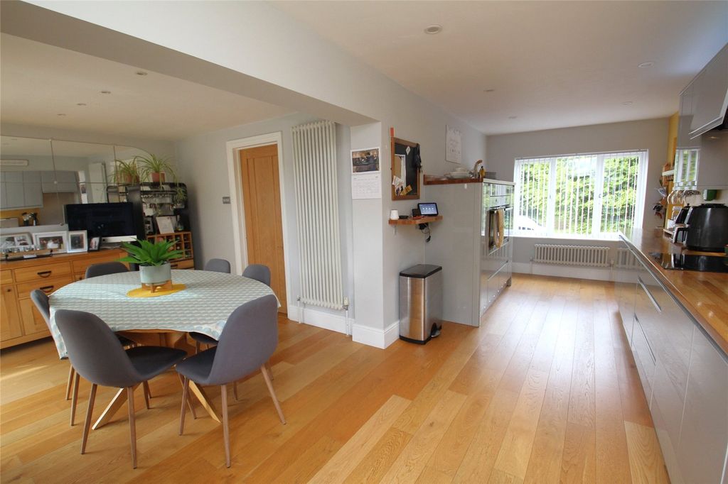Property photo 2 of 21 Picture No. 03