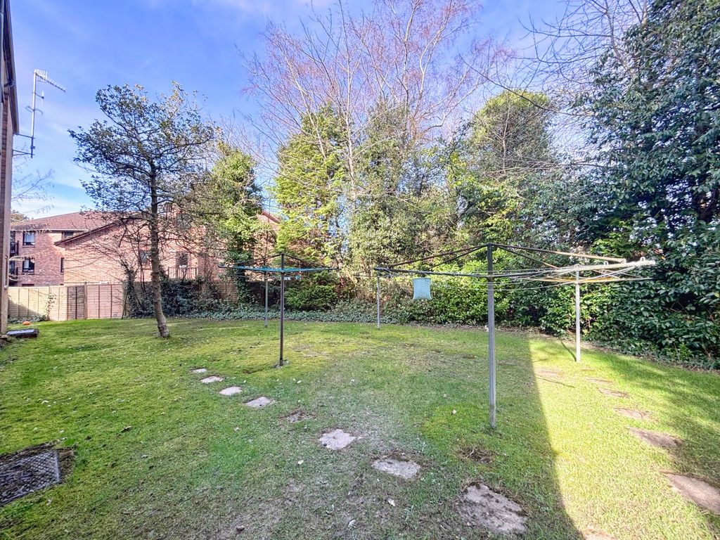 Property photo 3 of 5 Picture No. 02