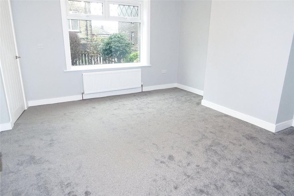 Property photo 2 of 10 Picture No. 30