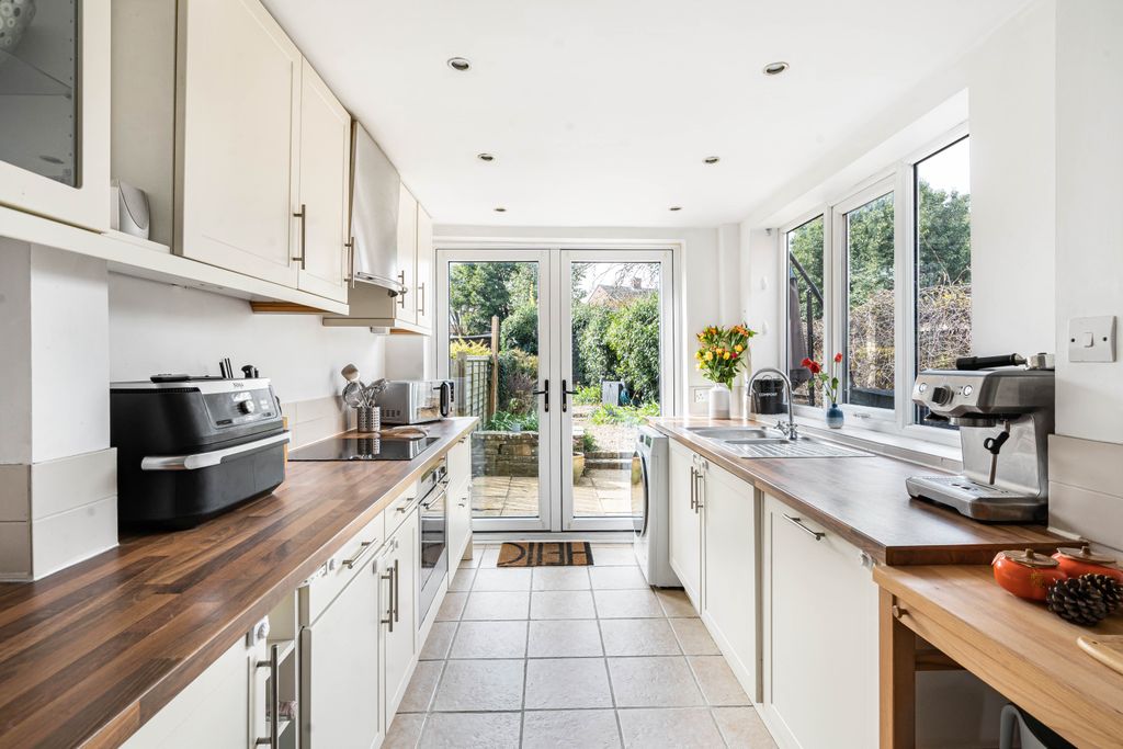 Property photo 3 of 19 1274976