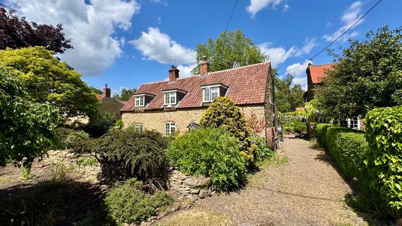 Property photo 1 of 47 Photo 52