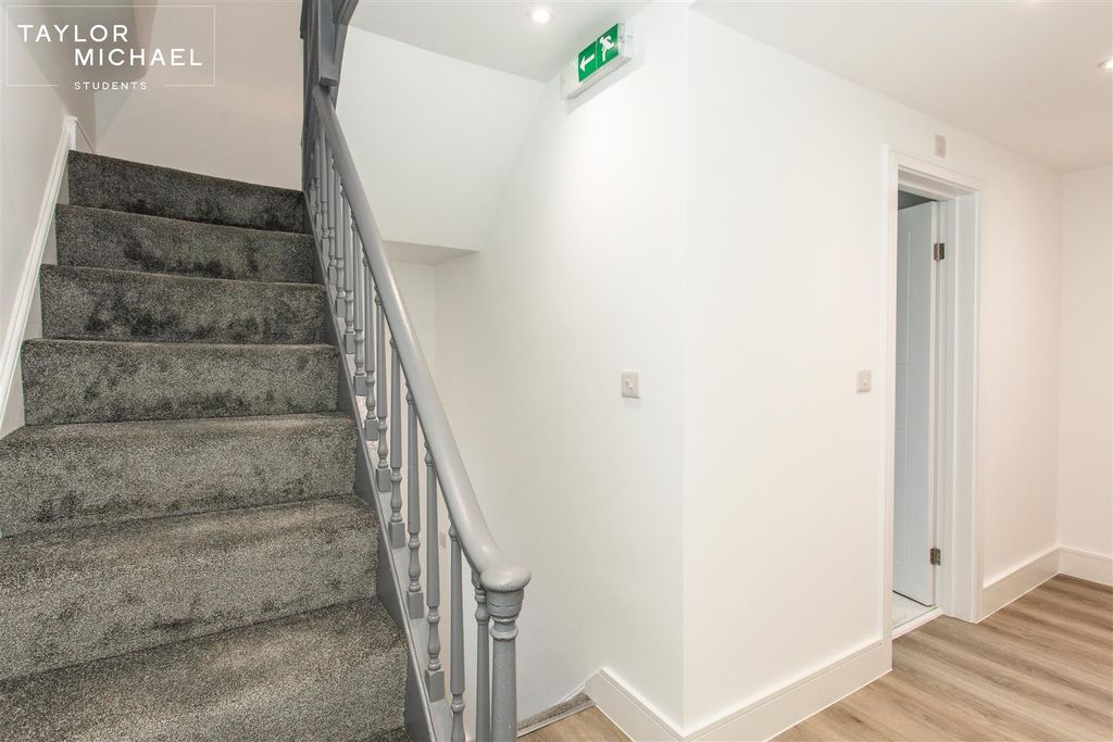 Additional image 23 of 6 bed maisonette to rentPreston Street, Brighton BN1