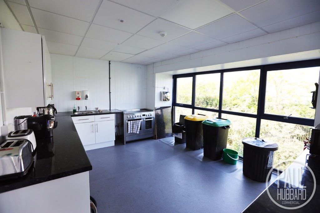 Property photo 1 of 7 2J5A8698.Jpg