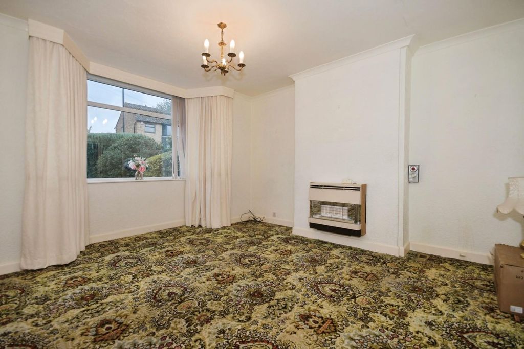 Property photo 2 of 25 Living Room