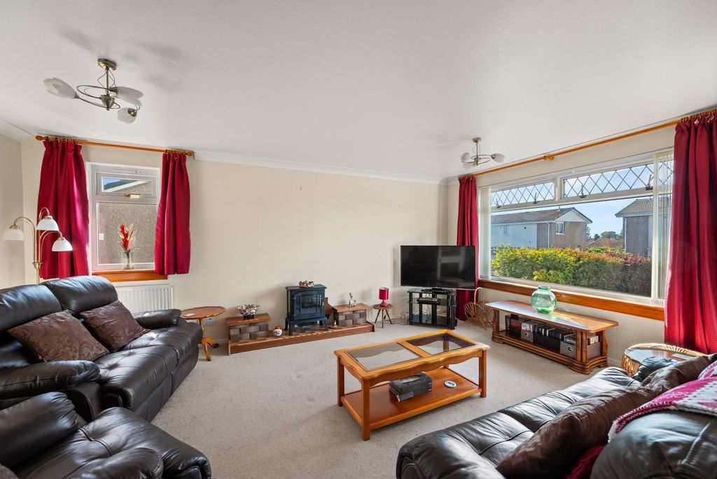 Property photo 3 of 22
