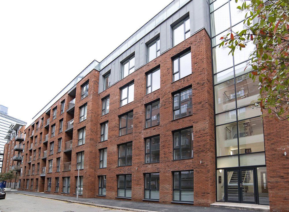 Property photo 1 of 9 Building