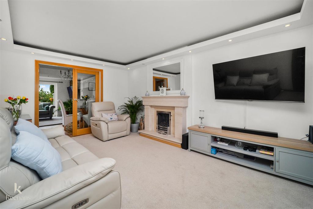 Property photo 3 of 49 3.Jpg