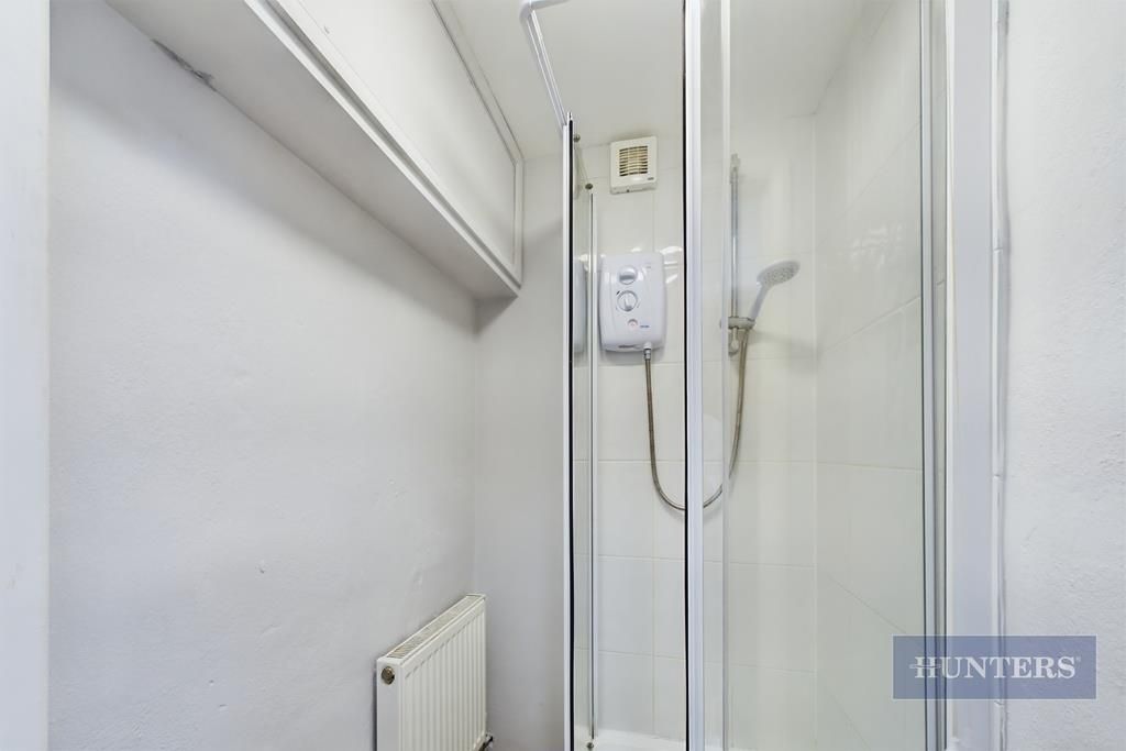 Property photo 3 of 16 Cam01635G0-Pr0295-Still018.Jpg