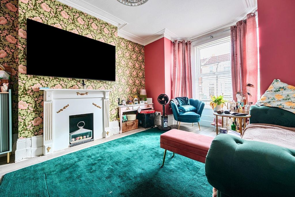 Property photo 2 of 15 1366087-1-68Efa104Bfa5A-Arw.Jpg