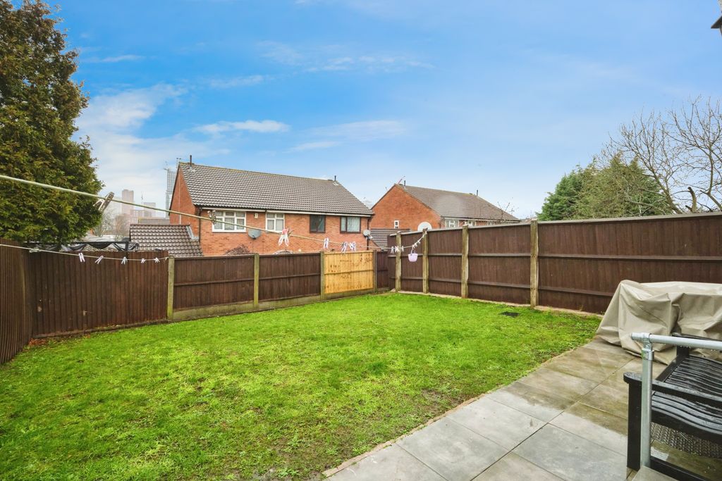 Property photo 3 of 15