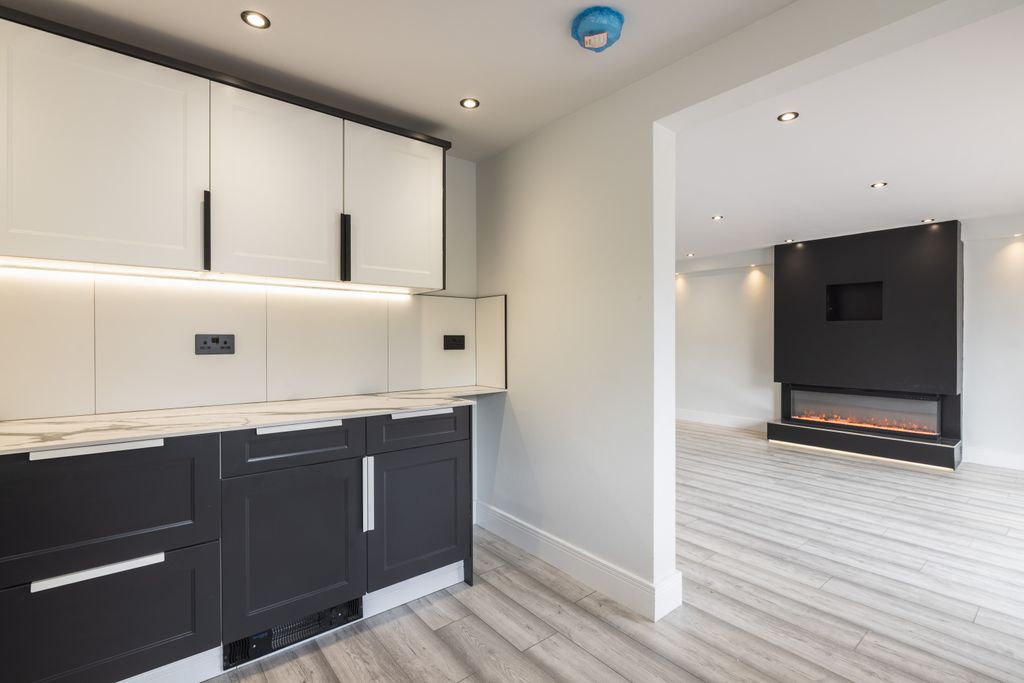 Additional image 13 of 3 bed flat for saleLa Vallee Des Vaux, St. Helier, Jersey JE2