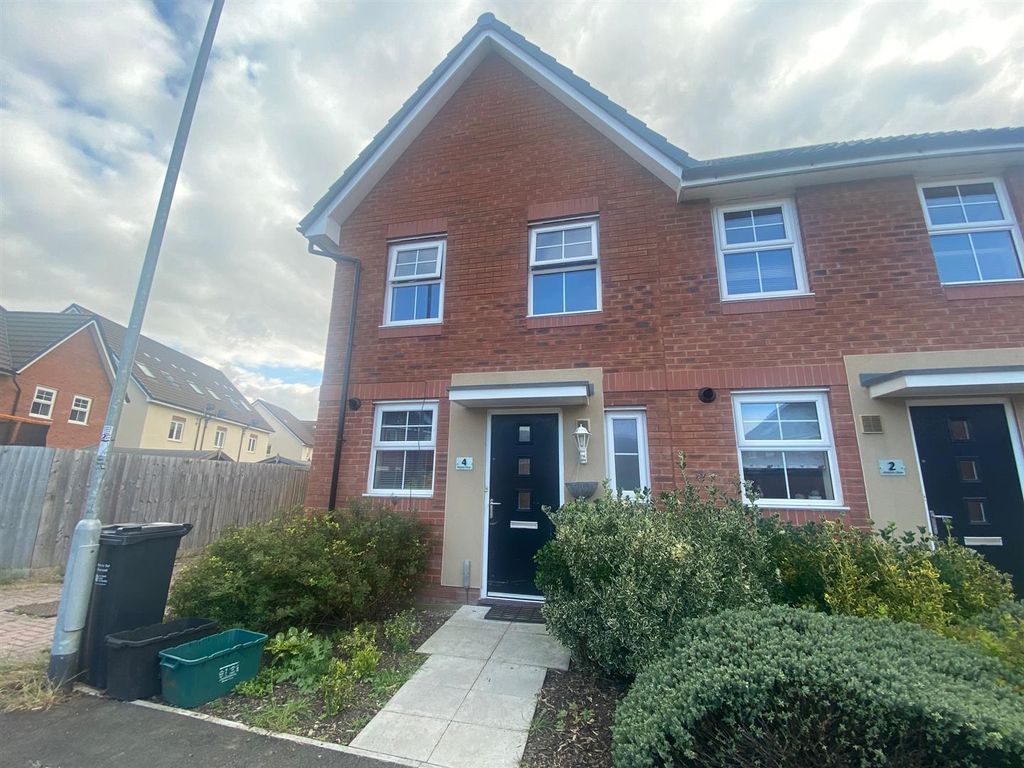 Property photo 1 of 4