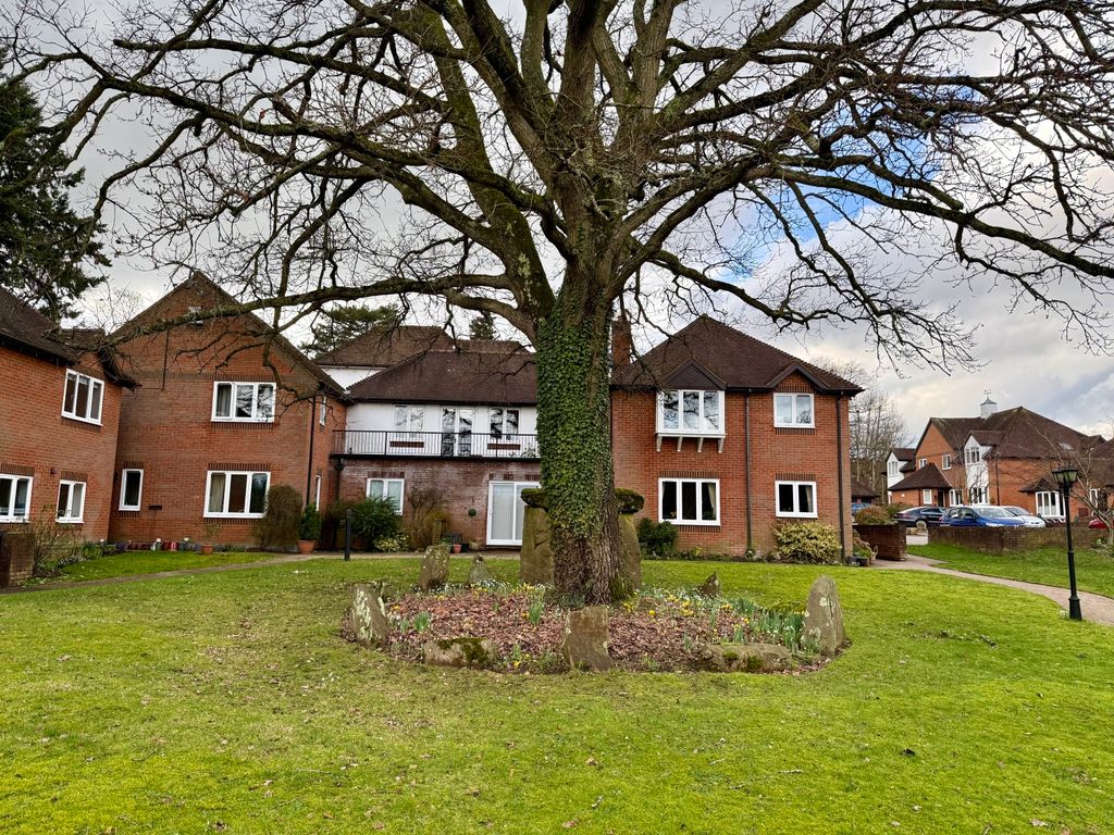 Property photo 1 of 22 Picture No. 02