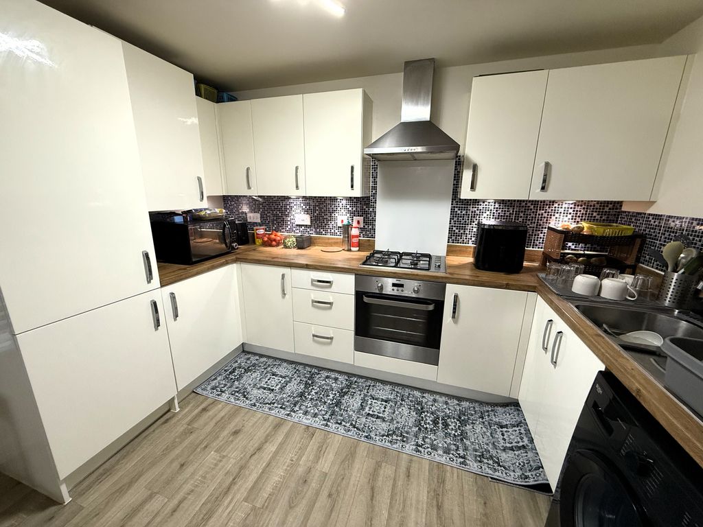 Property photo 3 of 10 Img4552