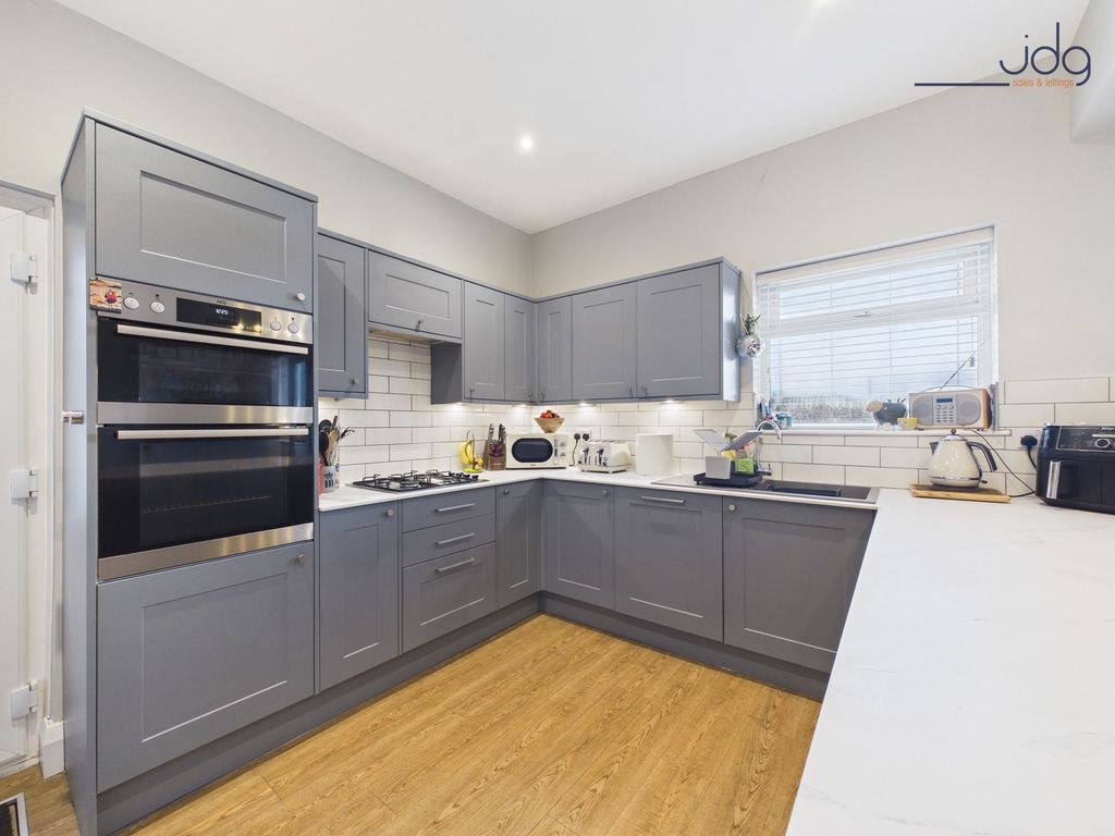 Property photo 2 of 14 Open Plan Living