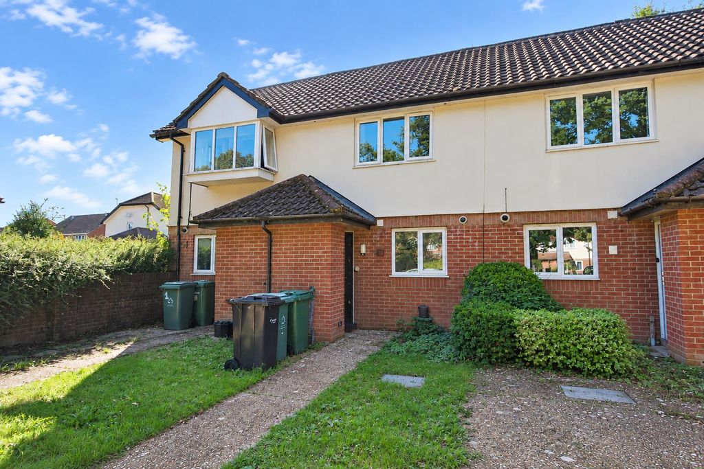 Property photo 1 of 8 E4Cdff72-ce29-4051-B474-1265Fedd2381.Png