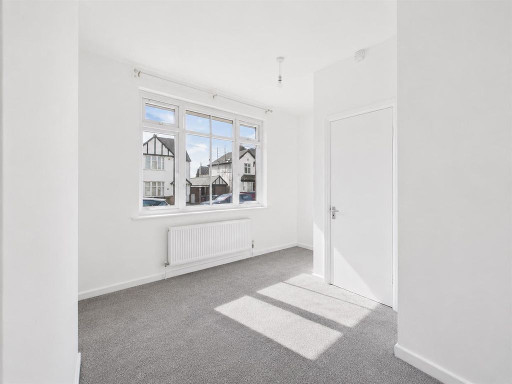 Property photo 3 of 15 3