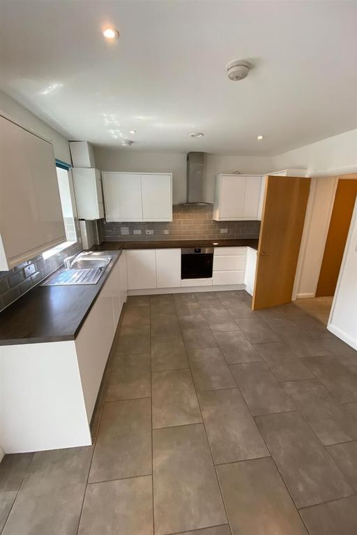 Property photo 2 of 12 3-Fix.Png