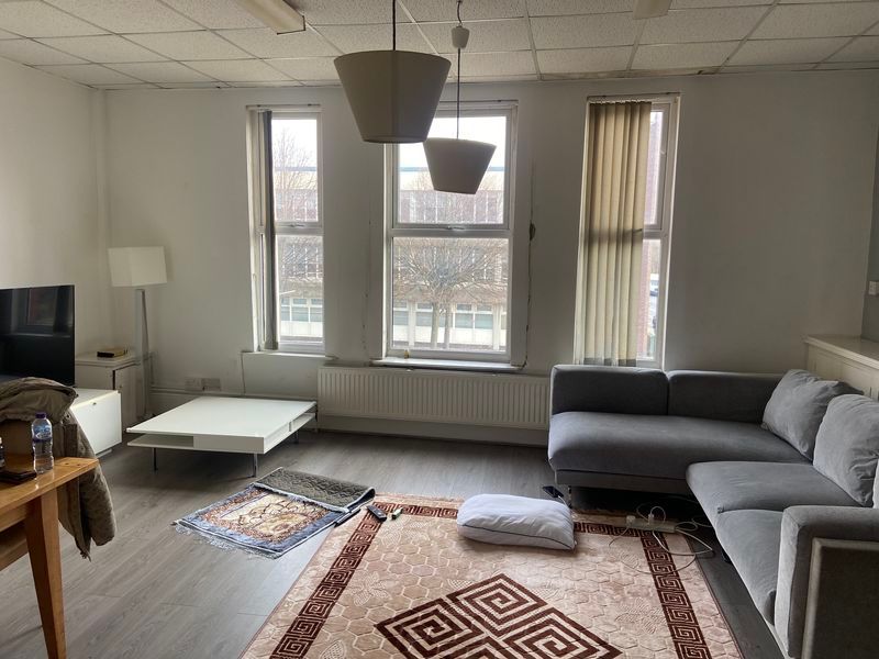 Property photo 3 of 10 Photo 6