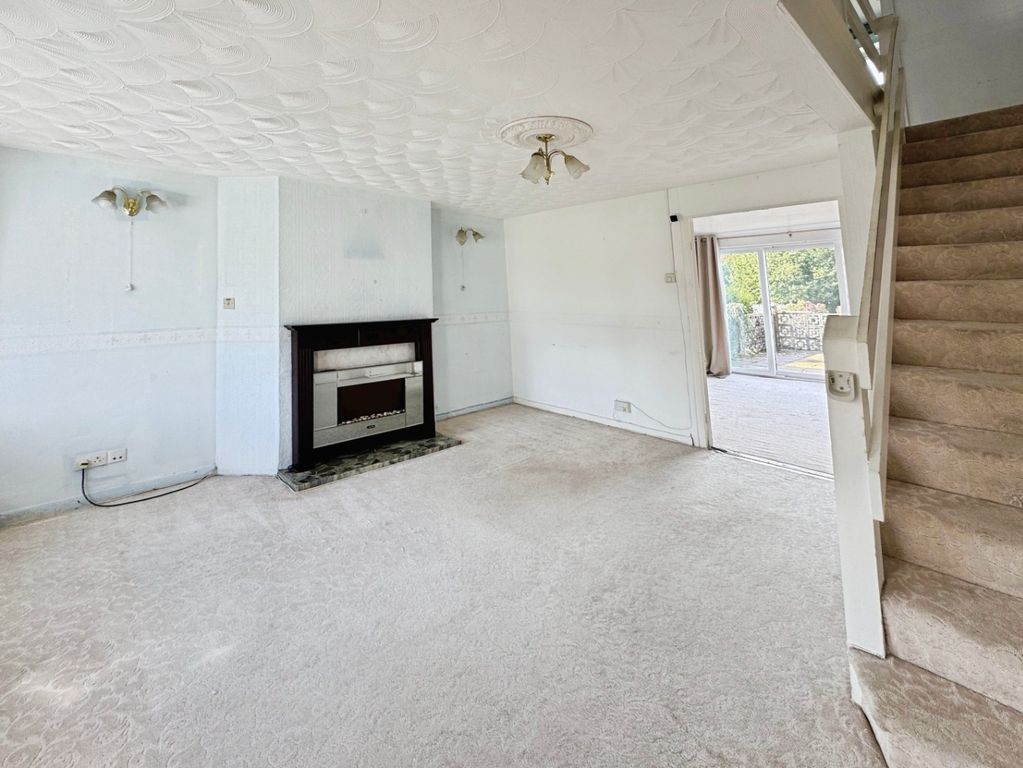 Property photo 2 of 22 4028853