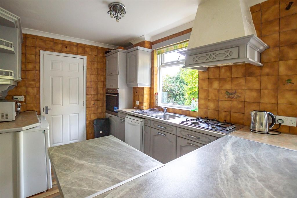 Property photo 3 of 15 12.Jpg