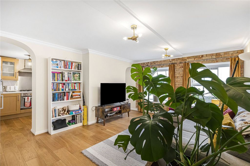 Property photo 3 of 15 Picture No. 27