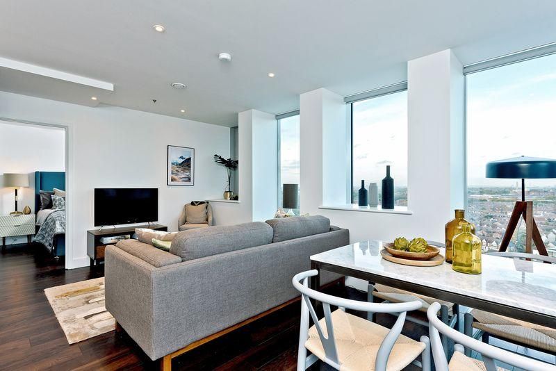 Property photo 3 of 8 Britannia 8