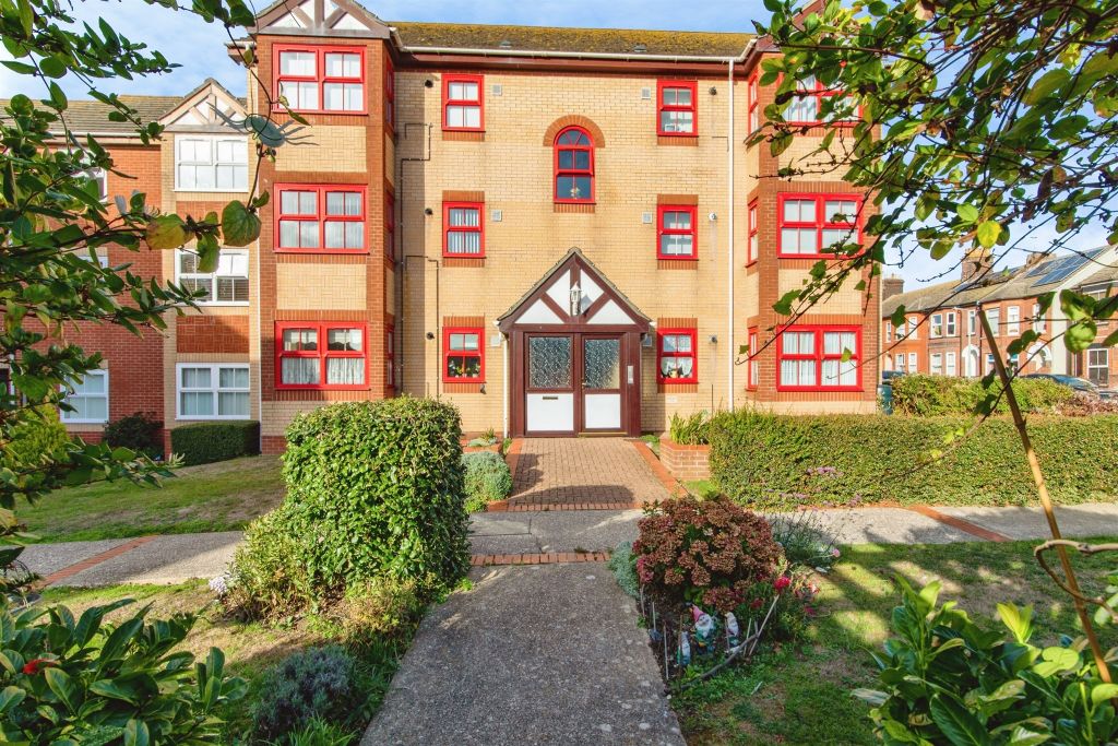 Property photo 1 of 13