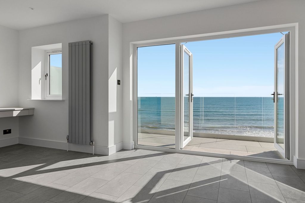 Additional image 15 of 4 bed property for saleMarine Parade, Paignton TQ3
