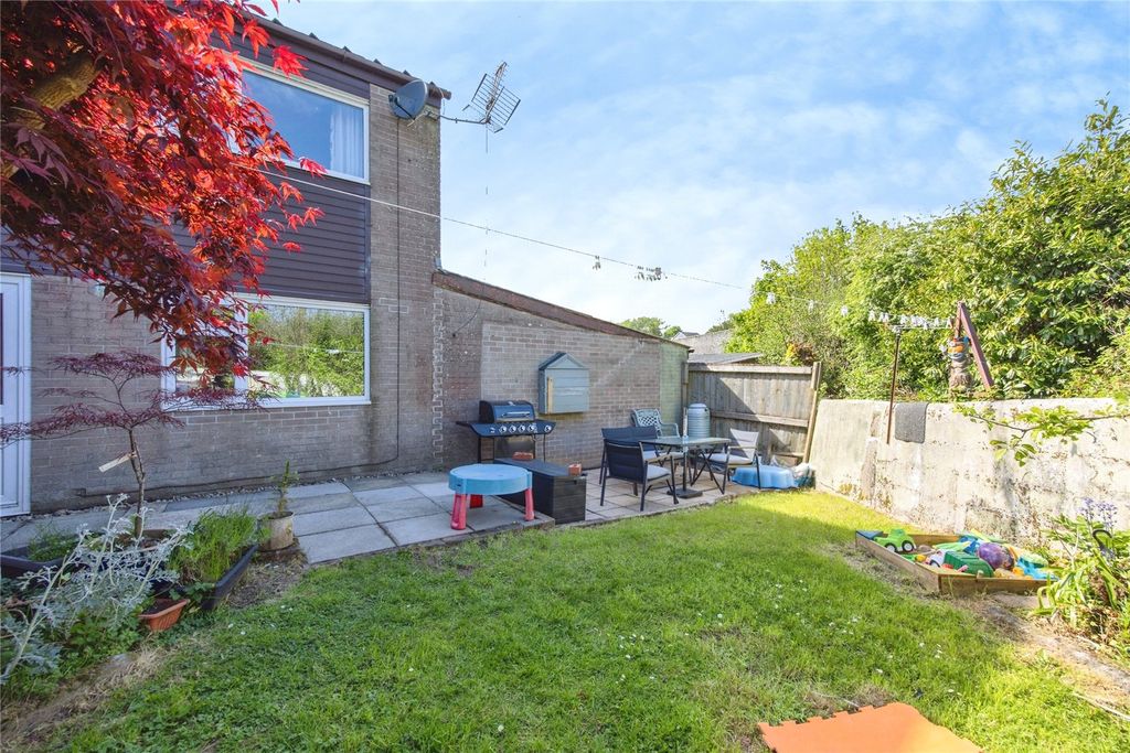 Property photo 2 of 18 Picture No. 19