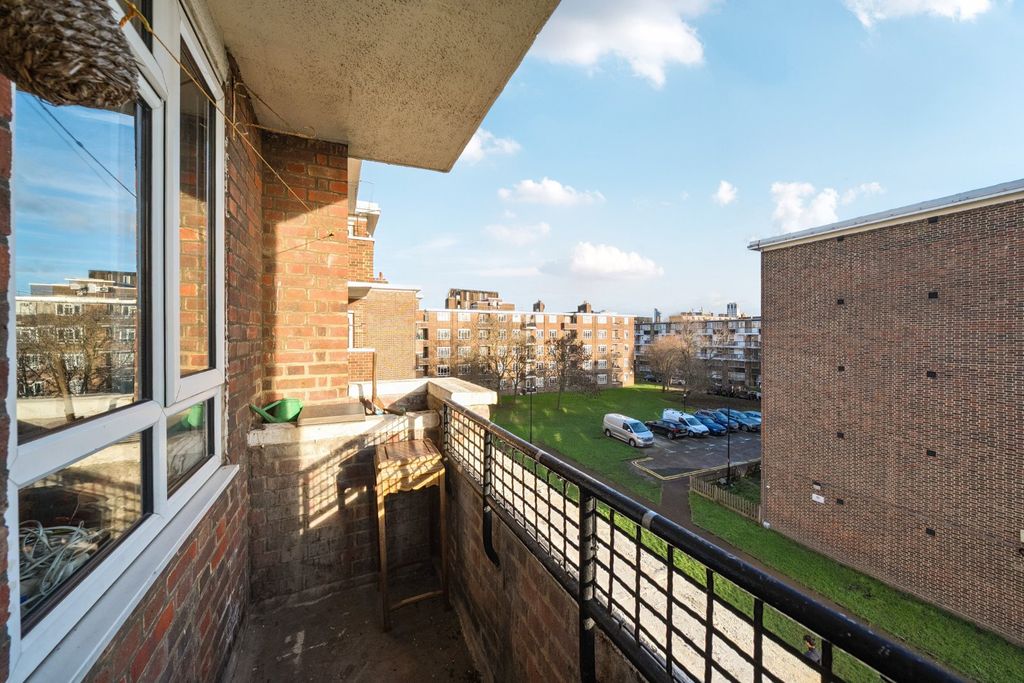 Property photo 3 of 16 Picture No. 03