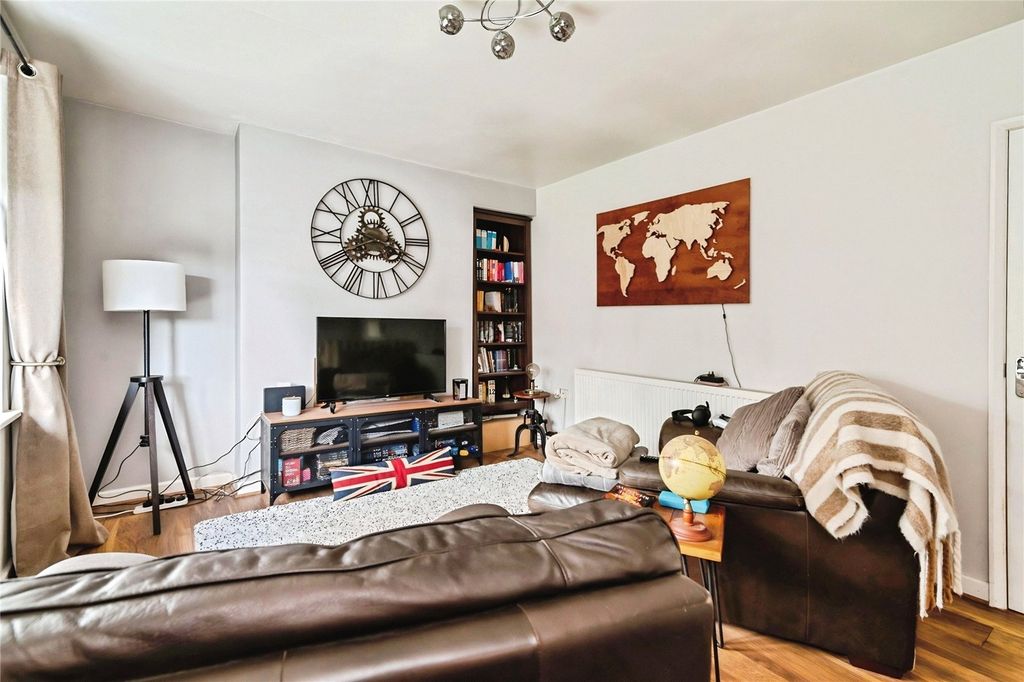 Property photo 3 of 13 Picture No. 26