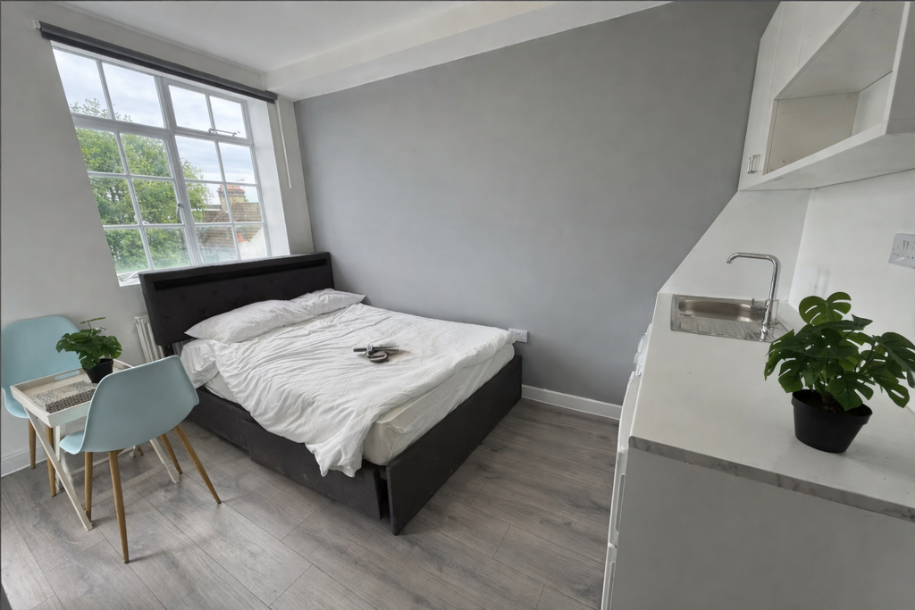 Property photo 1 of 2