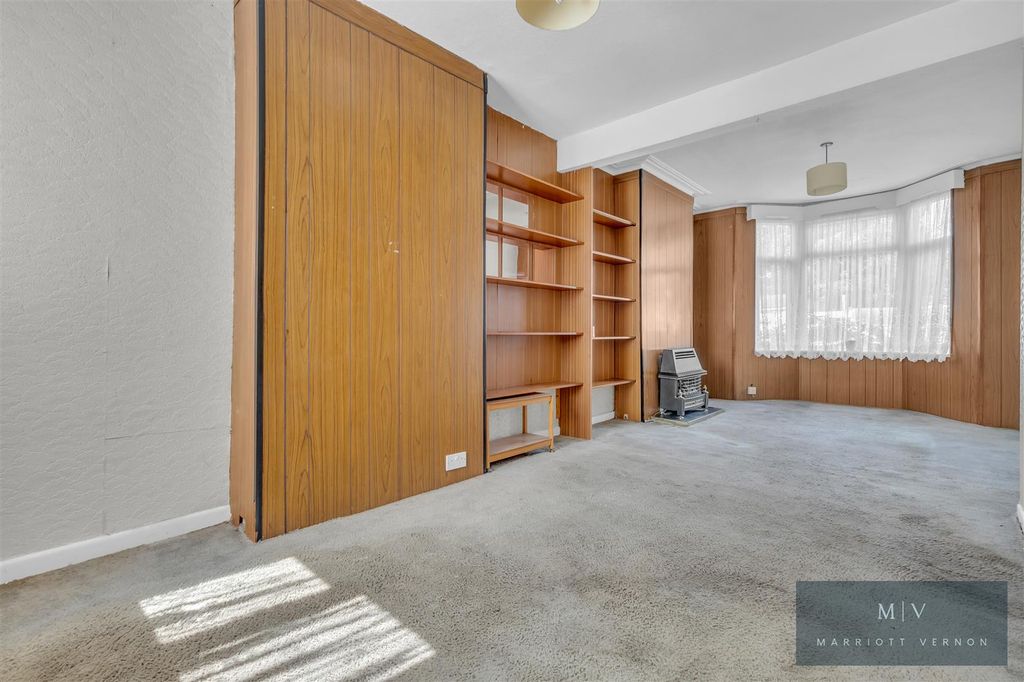 Property photo 3 of 12 Penrith Road 59 MV-1.Jpg