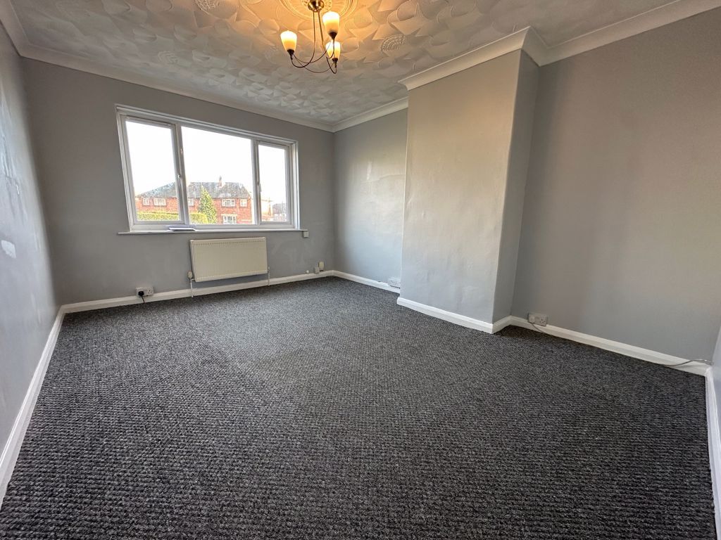 Property photo 3 of 10 Photo 2