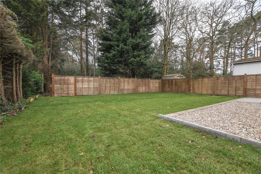 Property photo 3 of 14 Picture No. 06