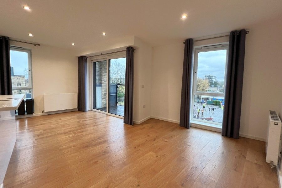 Property photo 3 of 8