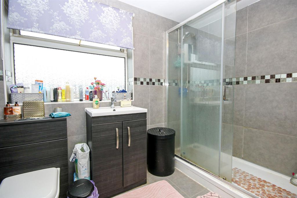 Property photo 3 of 17 9-Img_3364.Jpg