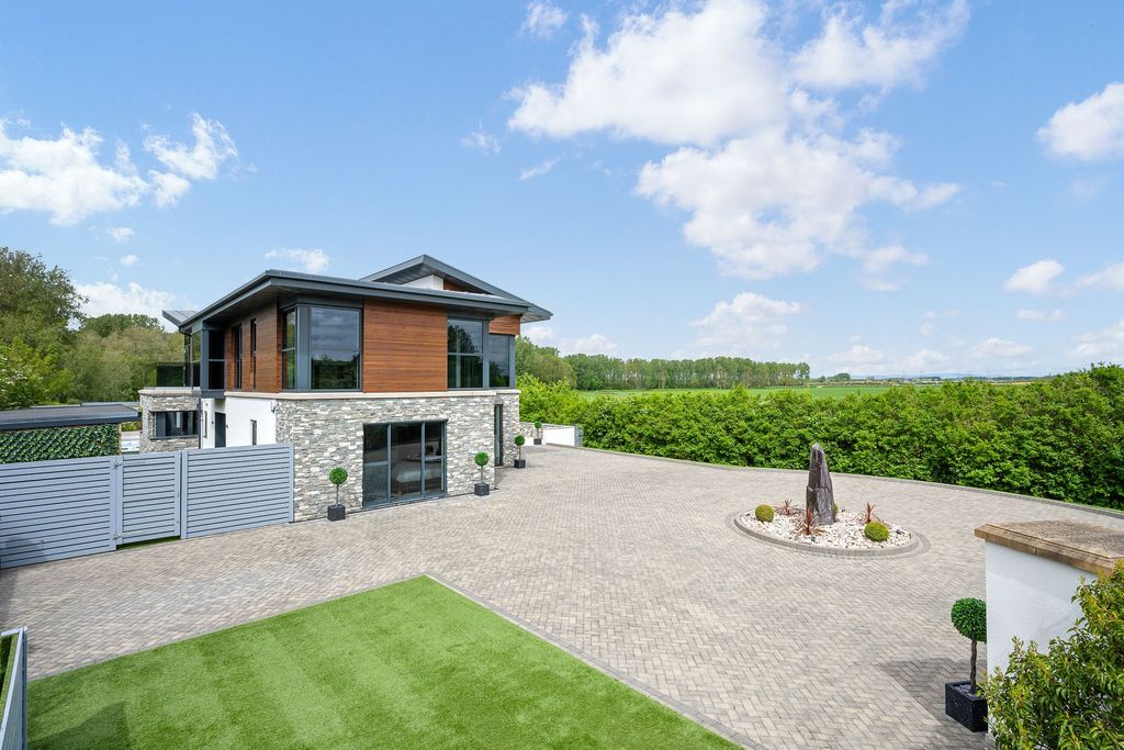Additional image 48 of 4 bed detached house for saleHolly Bank, Division Lane, Fylde Coast FY4