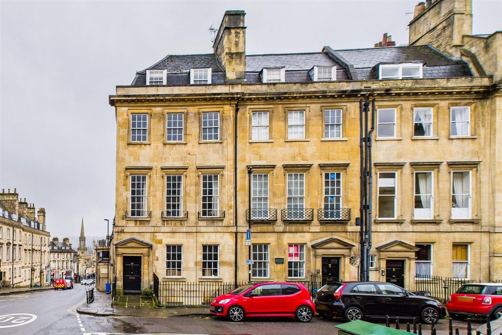 Property photo 1 of 16 Flat 3, 1 Alfred Street, Walcot, Bath BA1 2Qu | Le