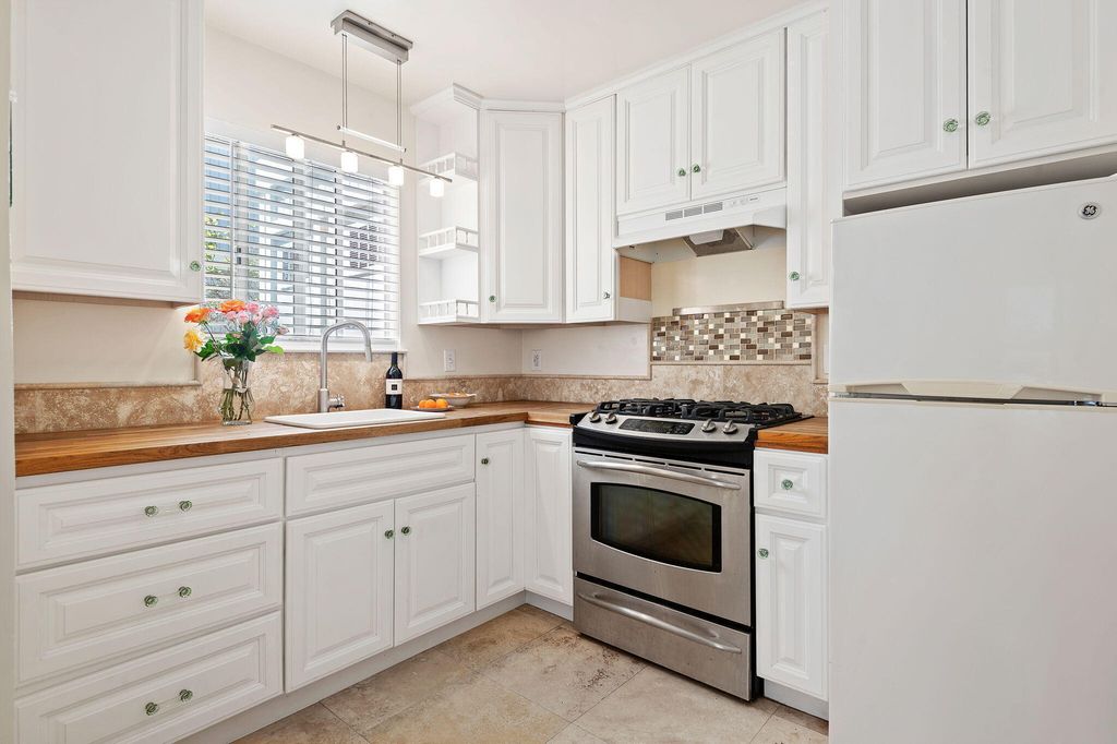 Property photo 2 of 2 <Alttext/>