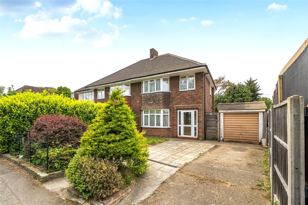 Property photo 1 of 15 External