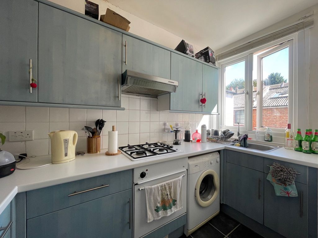 Property photo 1 of 3