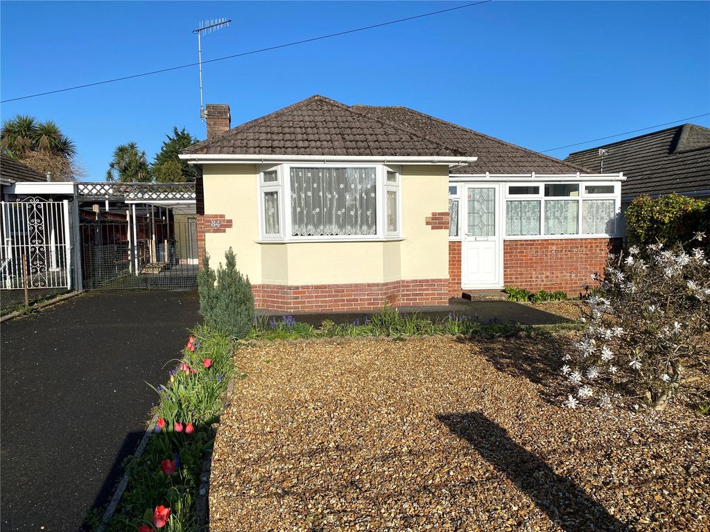 Property photo 1 of 32 Picture No. 02
